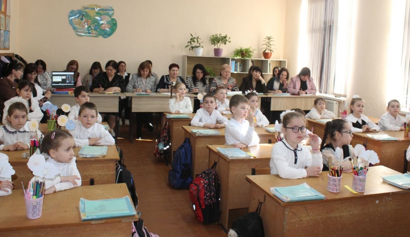 ОТ БУКВЫ К РЕЧИ: новый подход к обучению гагаузскому языку